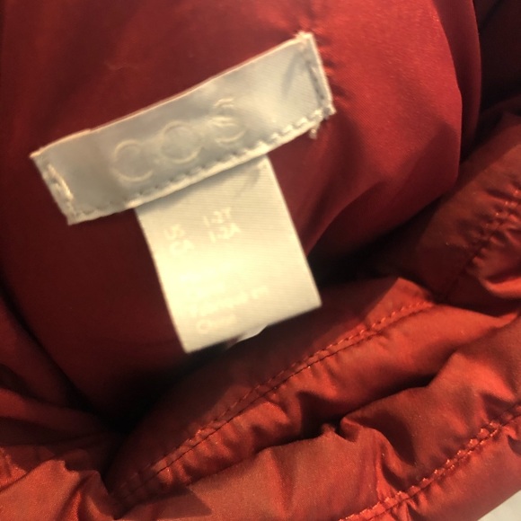COPY - Burgundy COS girls puffer jacket - Picture 5 of 5